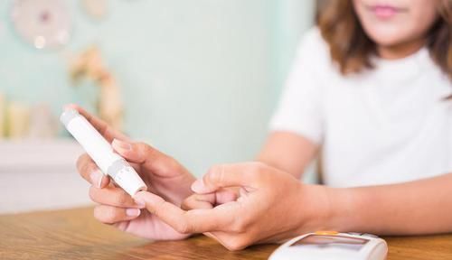 葡萄糖|糖尿病患者可以吃甜食吗?以下3种甜味食物,或许不需要完全忌口