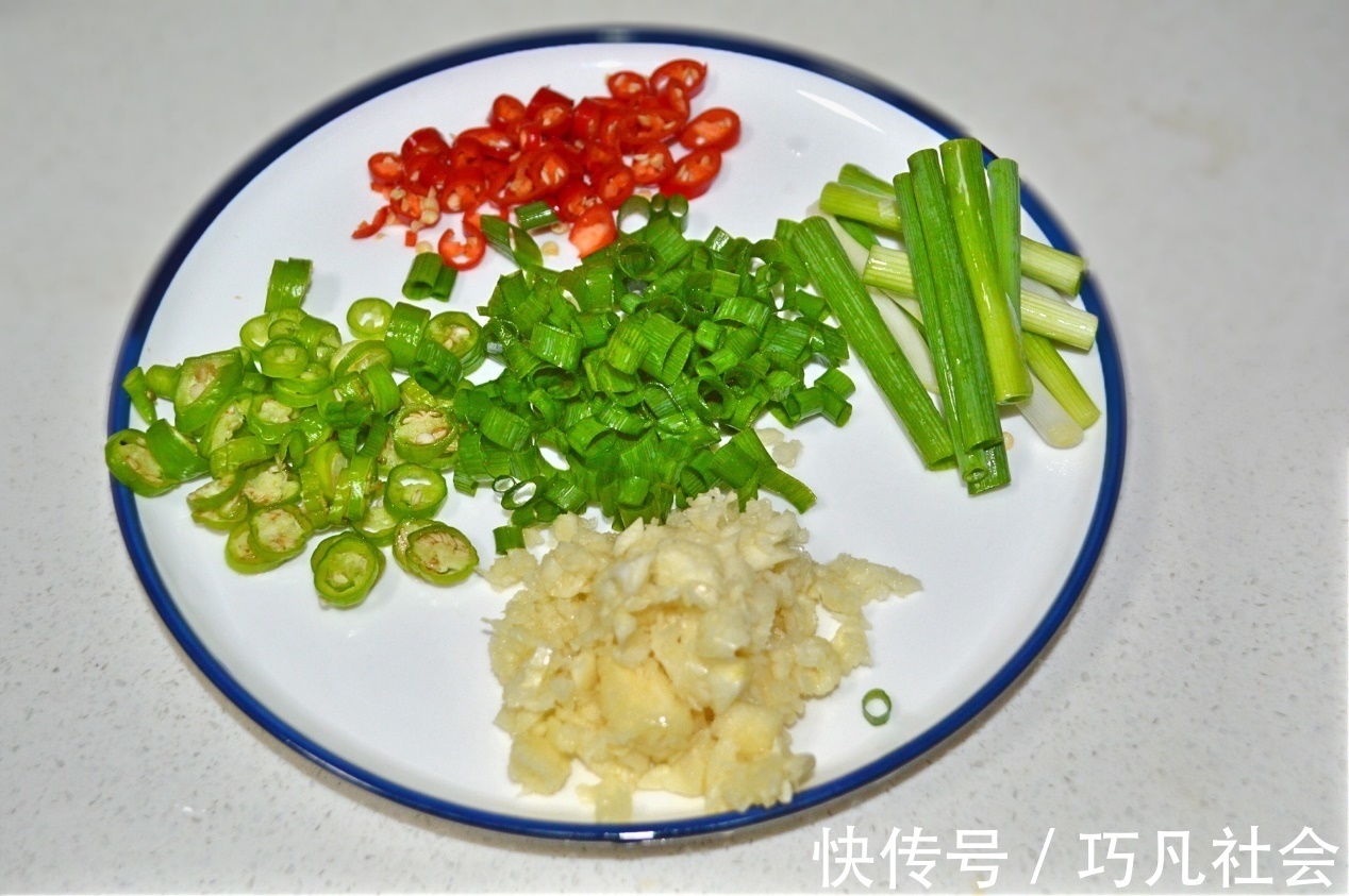金针菇|花甲味道鲜美,制作简单,健康有营养