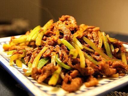 买牛肉时,内行人只挑牛肉的3个部位,口感好做法多,别再买错