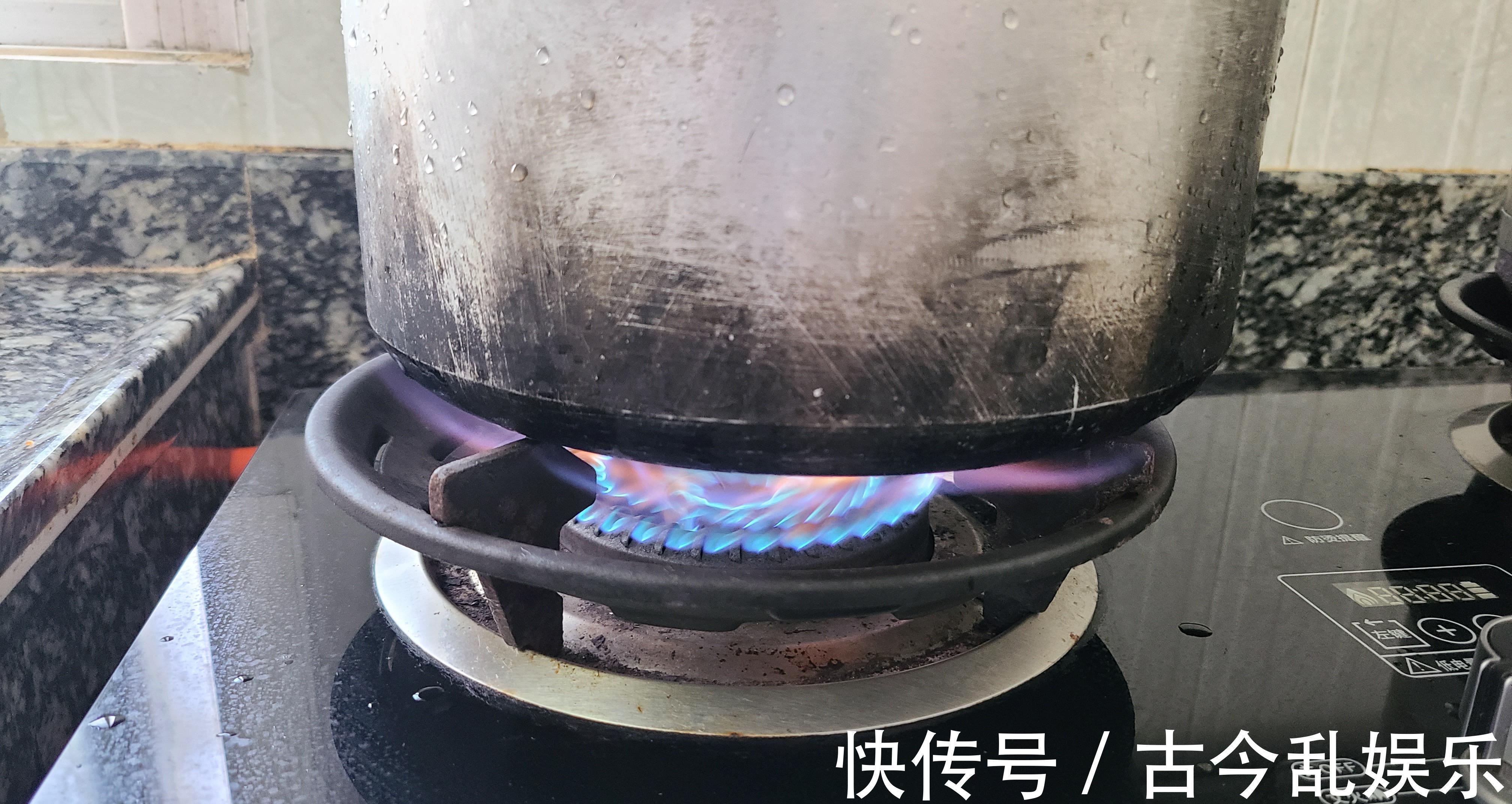 做扣肉，教你一个广东做法，简单美味，看着就馋