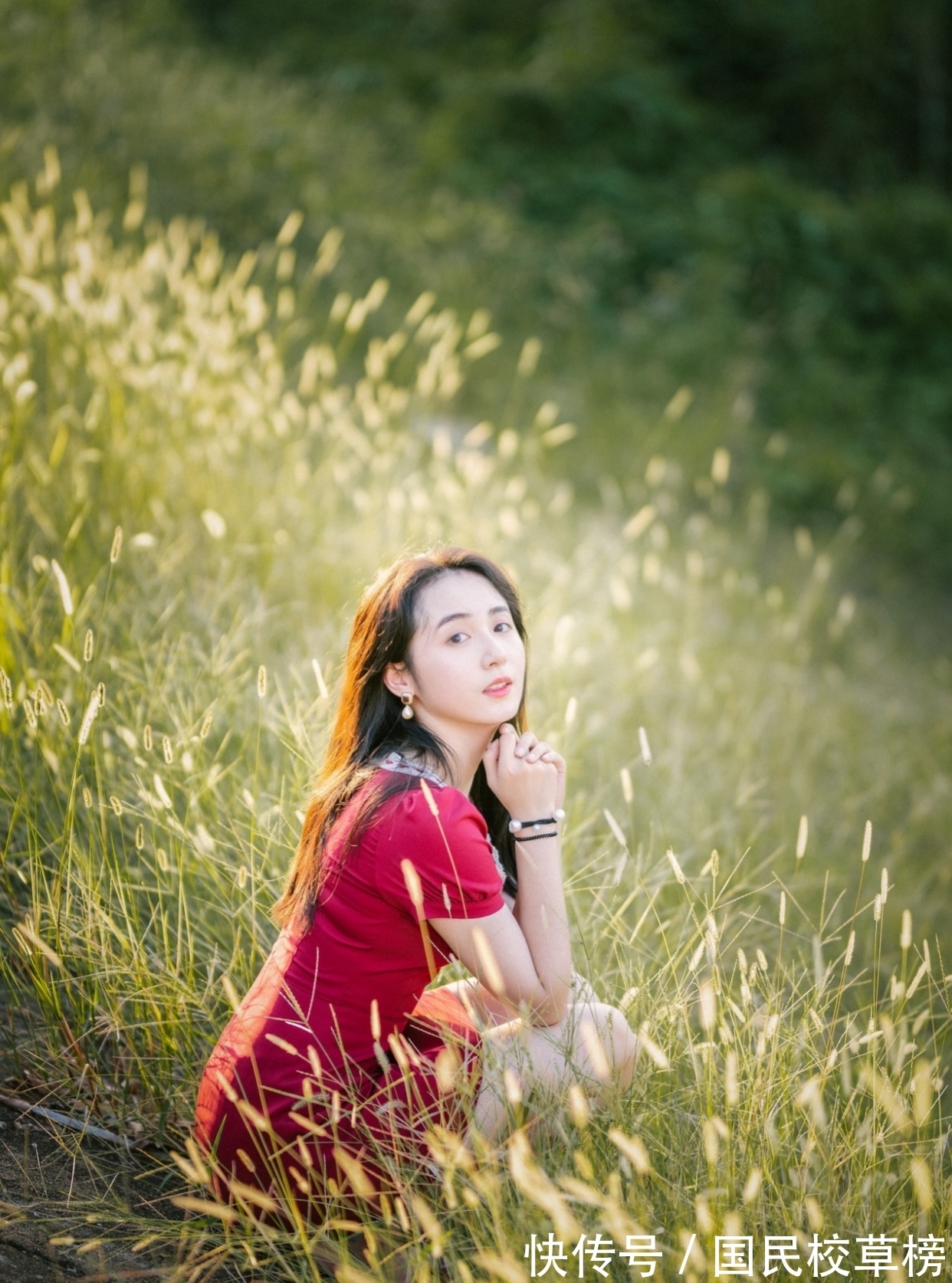 相思$词丨到底相思画不成,一纸白梅难寄予,柔情。只好随他插入瓶