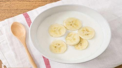 香蕉这么吃，1周后，脸白，便通，腰细！