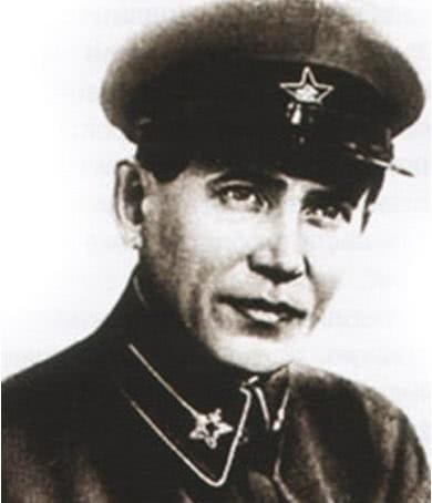 扳倒|此人地位仅次于斯大林,却被扳倒,从审判到处决,只用了两天!