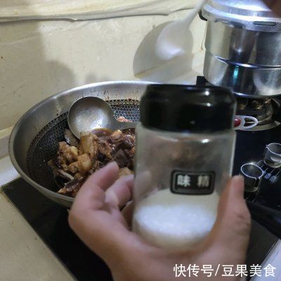 排骨|红烧排骨(这种做法让你好吃的停不下来)