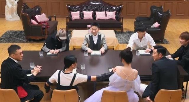 跑男|吴宣仪上跑男穿着太清凉，沙溢不敢挨着坐，拉李晨避嫌获赞赏