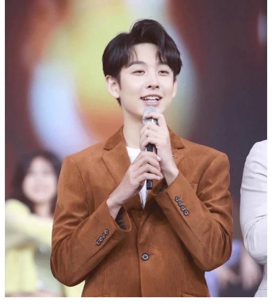 湖南臺(tái)捧齊思鈞當(dāng)接班人？錄3期《天天向上》，網(wǎng)友稱不比一博差