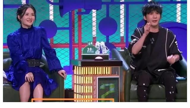 領(lǐng)笑員|謝娜唯獨沒給呼蘭拍燈，網(wǎng)友呼吁：請謝娜離開脫口秀舞臺