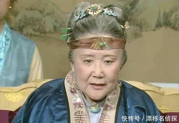 贾珍|一向强势的贾母内心有多自卑?太医面前的一套书,暴露出答案