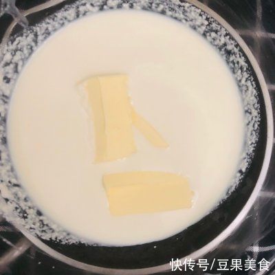 蛋白霜|轻乳酪蛋糕中午刚做完，晚上又想吃了