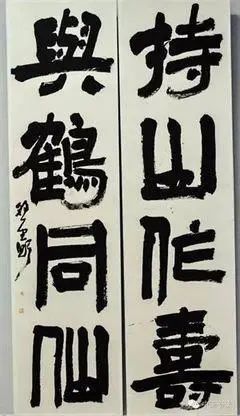  艺术|“书坛奇女子”胡朝霞不仅人美，书功也确实厉害，令人羡慕！