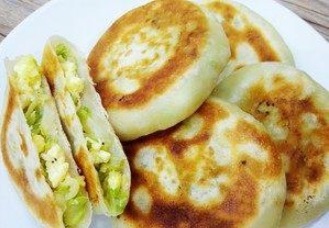 西葫芦别再炒着吃了,做成馅饼更营养,好吃还不贵,简单又易做!