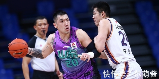 陶汉林|山东男篮惨败!徐长锁赛后还在“甩锅”,高诗岩愤怒吃T真相出炉