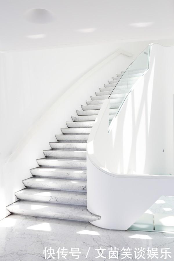 亮点|下次换了复式楼，楼梯我就打算从这5种挑，随便哪款都是全屋亮点
