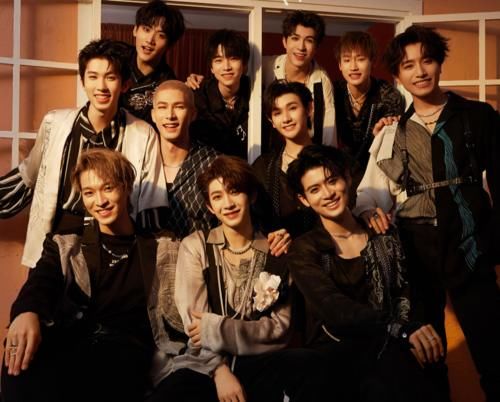 哇唧唧哇|《明日5》錄制在即，全新混戰模式開啟，INTO1一成員被曝或飛行