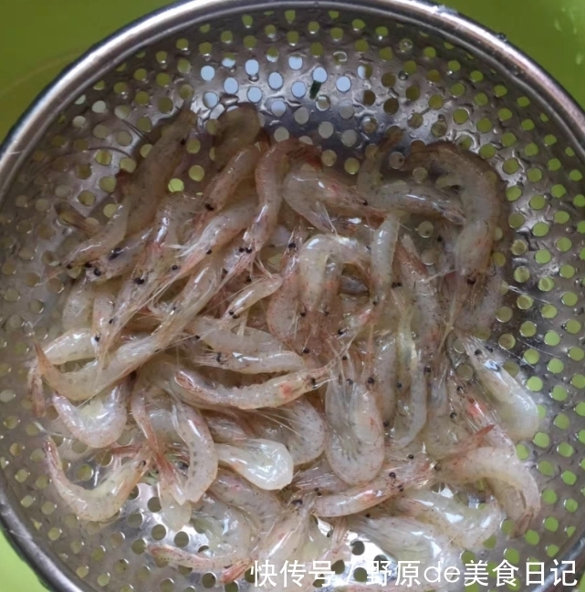 初春的“减脂菜”,隔天吃一回,排出黑臭便,抚平小腹,腰围变细