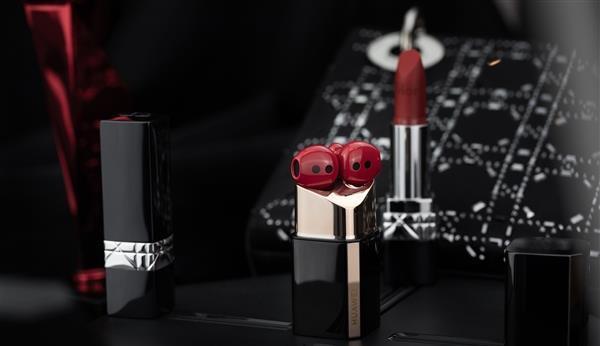 真机 “她,真的很好看” 华为口红耳机真机实拍尽显时尚气质