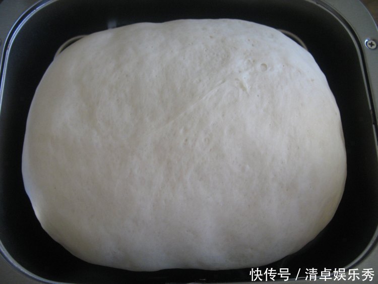 补钙|面粉不要蒸馒头了,教你此做法,孩子一顿吃3个,补钙又好吃!