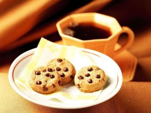 腦梗的“罪魁禍首”被揪出,醫生這2類食物再饞也要管住嘴