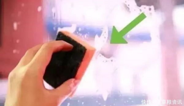 玻璃|玻璃脏了别傻傻爬窗擦！教你一个笨方法，玻璃干净半年不用擦