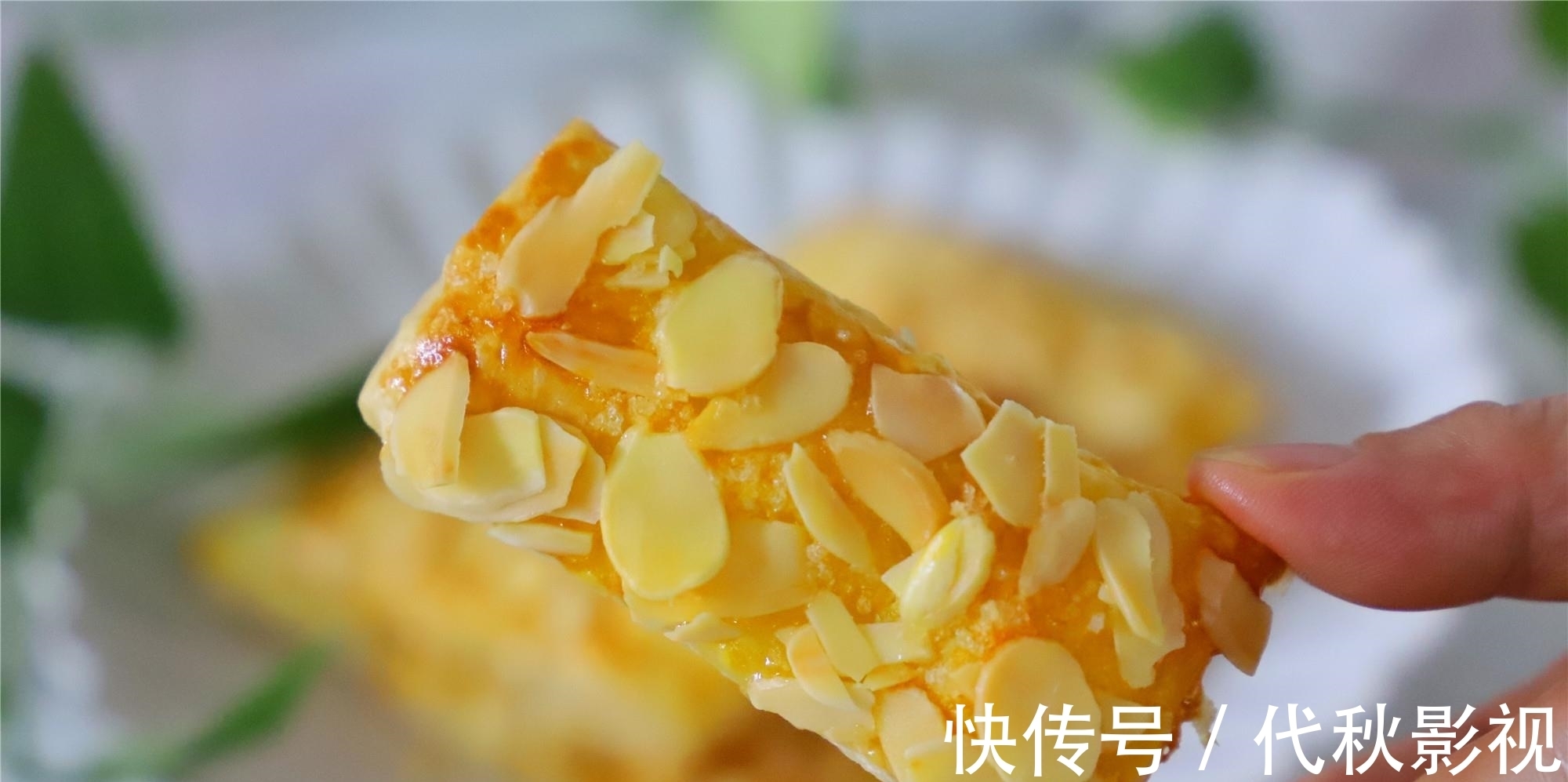 手抓饼的花样新吃法，个个酥脆又多层，咬一口酥掉渣，简单易做