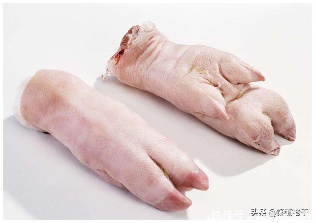 买鲜猪蹄时,建议试试这3个办法,买到的猪蹄新鲜,品质还很好