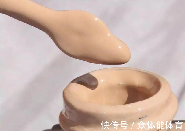 粉质 “贵妇粉底液”VS“平价粉底液”,贵真有贵的道理吗!