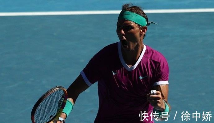 纳达尔|澳网首个4强席位!夺冠热门鏖战五局3-2淘汰劲敌,约战贝雷蒂尼?