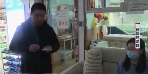 药浴|女子带孩子药浴治感冒,洗了三次后背全是红斑血迹,店员:是排毒