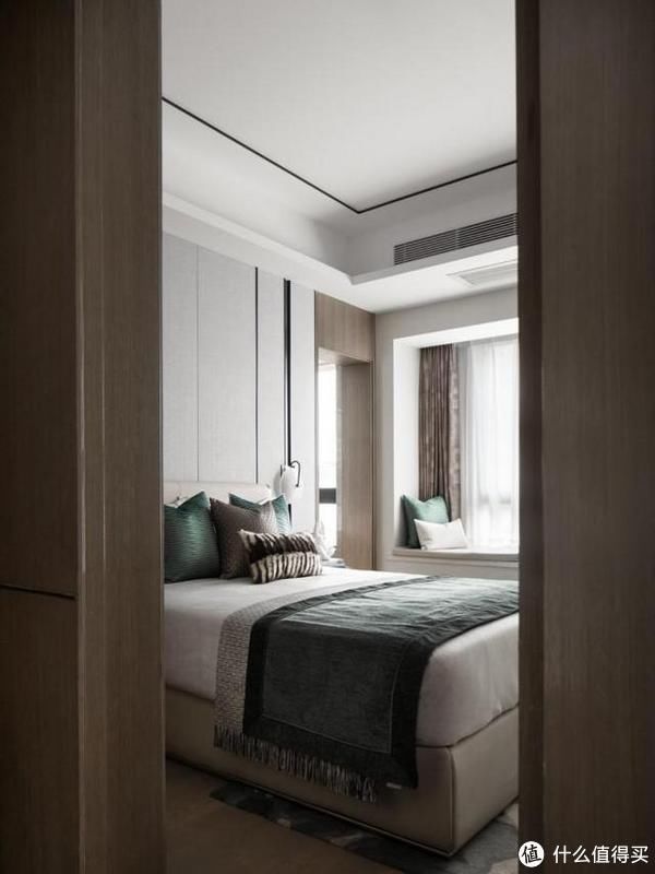 次卧|90后夫妻的215㎡新家,干干净净轻奢风,住起来真叫一个高级!