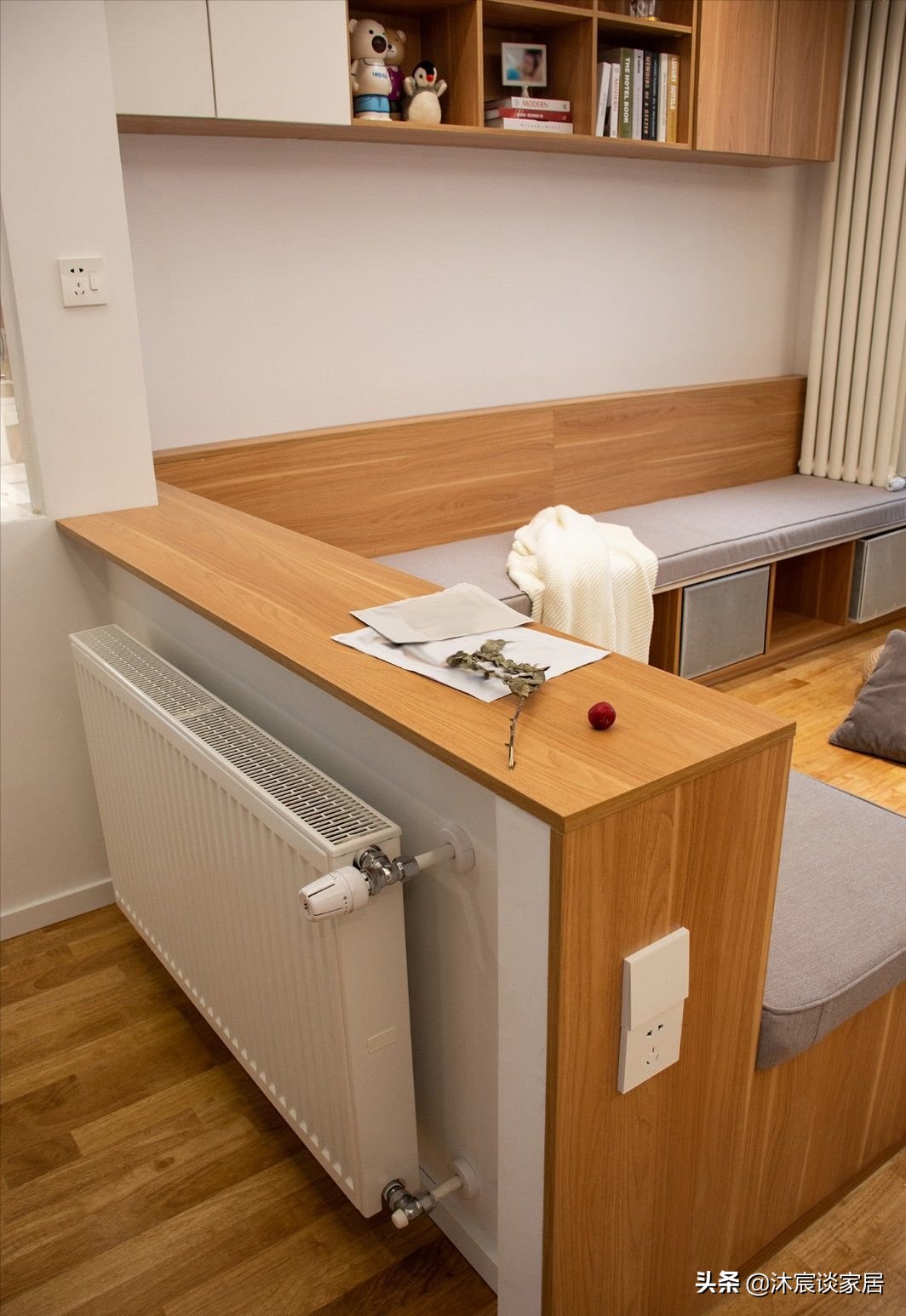 客厅|她家的客厅不一样，用卡座取代沙发，好看又实用，真是小户型救星