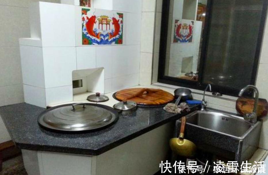 农村|闺蜜婆家的农村自建房，吹牛说花了500万，大家看值不值？