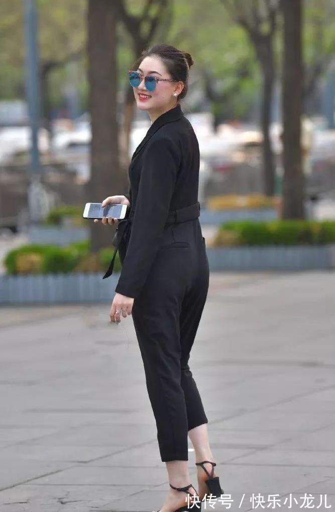 腿部|非常迷人的小清新,显示出完美的腿部线条,好想带她去喝杯奶茶