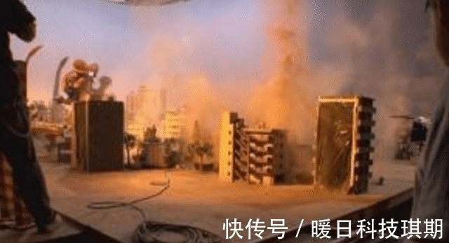 拍摄|你见过奥特曼的拍摄现场吗?简直辣眼睛!再也不想看奥特曼了!