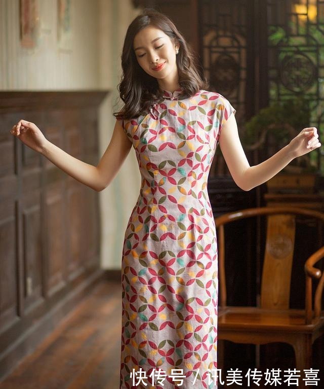 “A字裙”过时了，今年开春流行的是“旗袍”，这也太美了吧