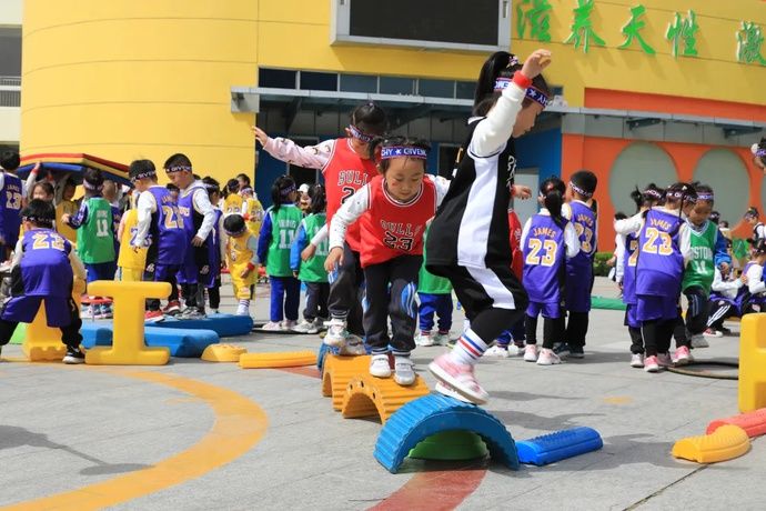 器械|滨城育英学园：游戏润智 “嗨”趣童年