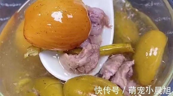 青榄|平时多给家里的“顶梁柱”喝这汤，几样食材简单一煲，润喉又下火