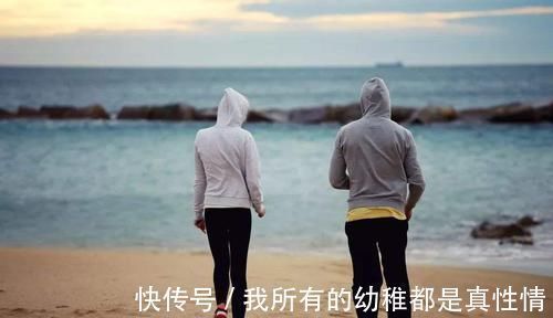 雌性激素|更年期的女性总是“被动熬夜”?几个方法让失眠“主动远离”