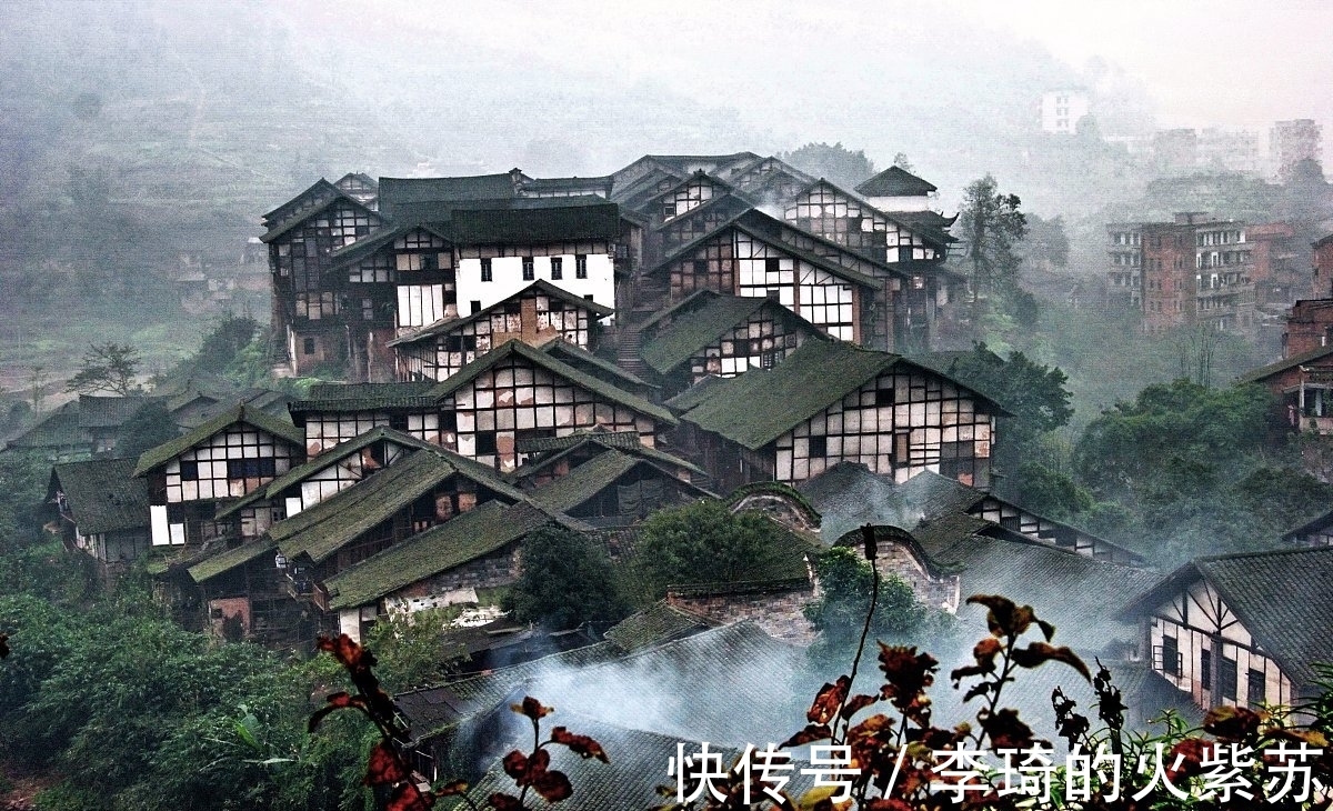 古蜀国$三星堆挖出华夏文明的真相，山海经竟然是古文明史书