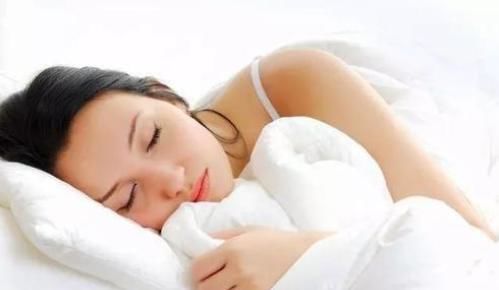 抑郁|40岁女子失眠多年险抑郁，医生支招：或比吃药管用，失眠者请收好