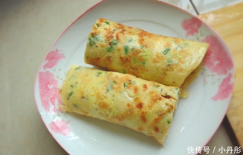 加点|煎鸡蛋饼不要着急下锅,往面糊中加点它摇一摇,又薄又香还不粘锅