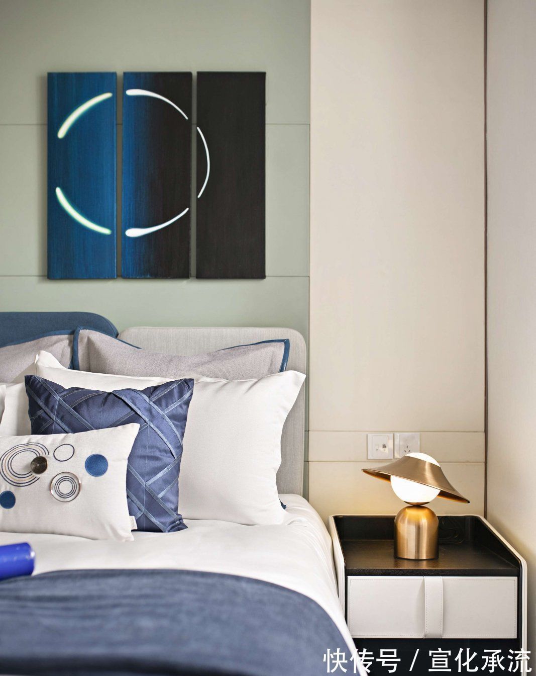 摆件|当诗意遇见新中式,142㎡最美之家,一入户,客厅就足够惊艳到你