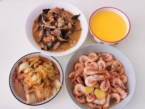 加班回到家,老公做了3菜1汤,花钱不多实惠营养吃得舒服