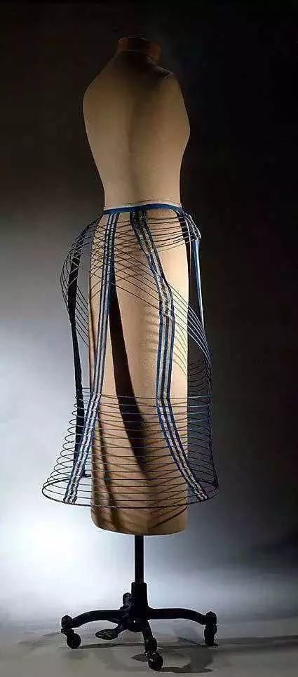 洛奇 服装裙撑的3种基本制作方法整理,礼服立体裁剪之裙撑立裁教程!