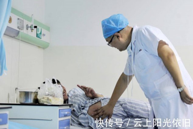 产妇|体验过一遭顺产分娩,才明白为何“产房无尊严”,咬着牙忍受