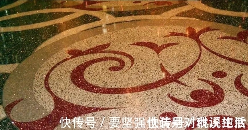 地板|越来越多人家里都不铺瓷砖了,现在都流行铺这个,省钱又漂亮!