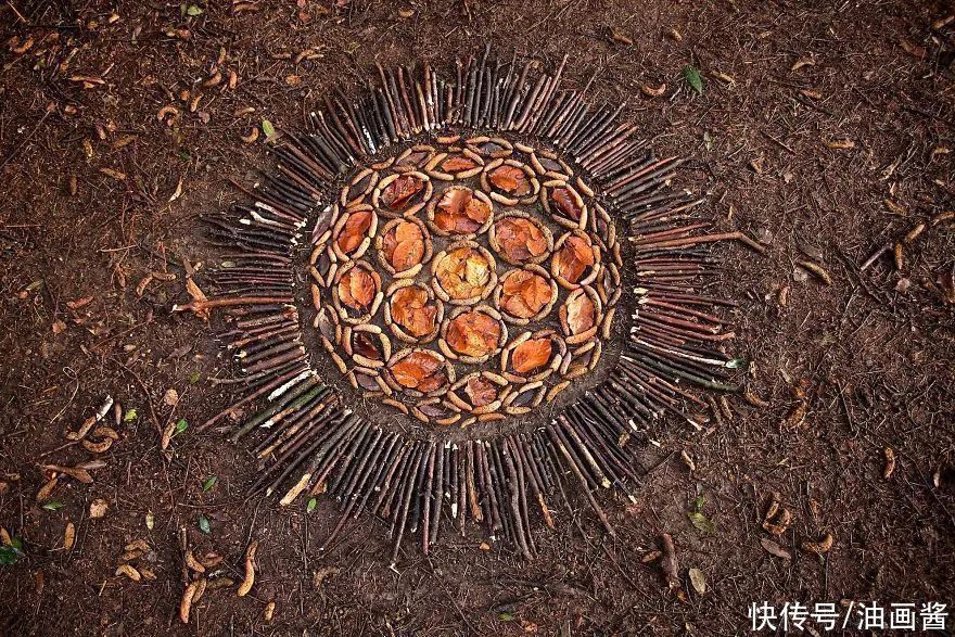 詹姆斯|艺术家用石头和树叶“作画”,网友直呼:太解压,治愈强迫症