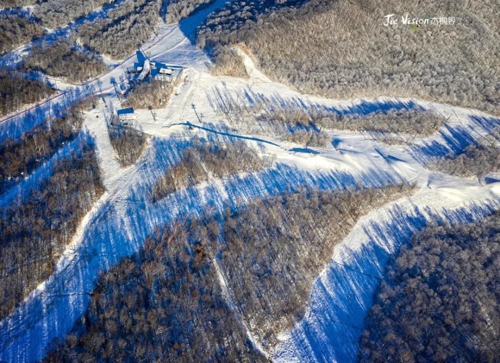 滑雪|在松花湖和“关羽”学滑雪，是个什么感觉？