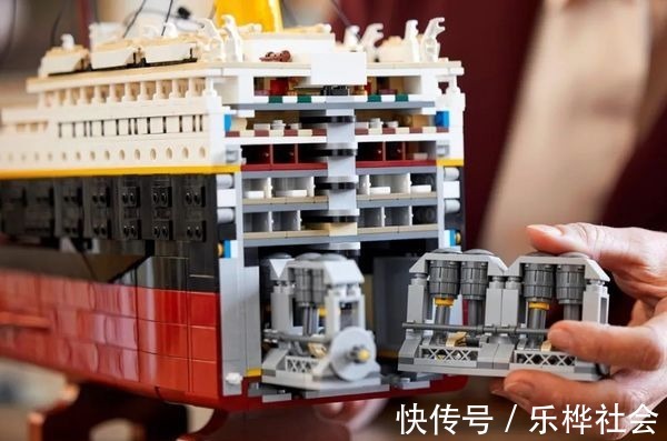 泰坦尼克号|史上最长套装!乐高正式发布10294泰坦尼克号!9090颗粒售价5499元!