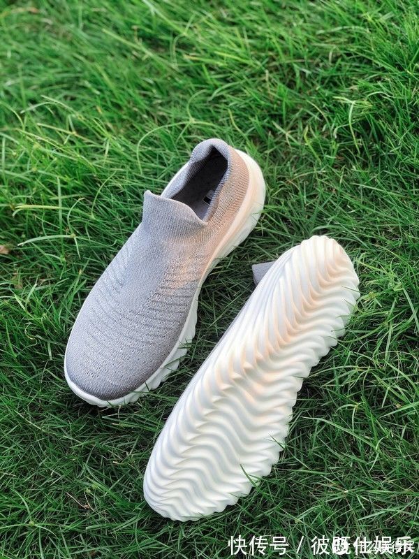 通勤 休闲可走出活力,通勤能行出风采,真有一套