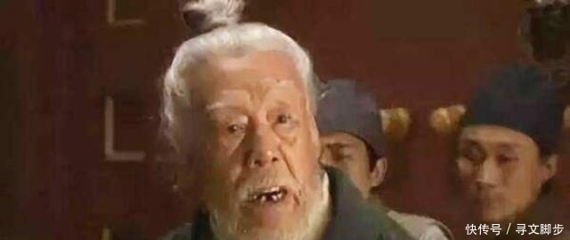 宁国府|《红楼梦》中焦大曾为贾府立下大功,不能自强自立反而自取其辱